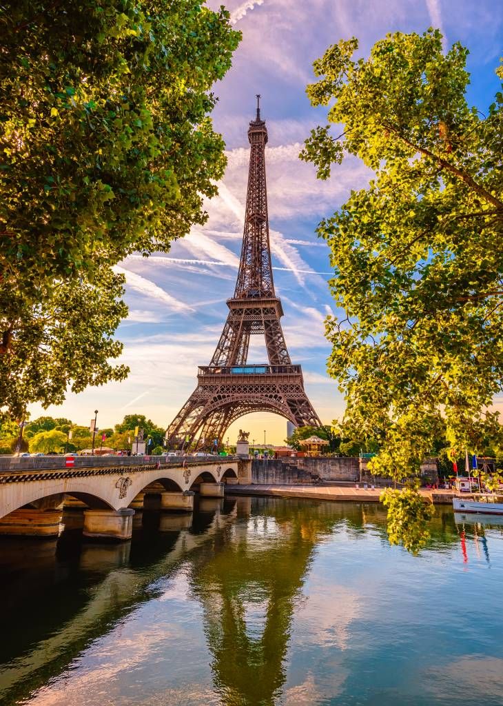 Eiffeltornet och Seinen