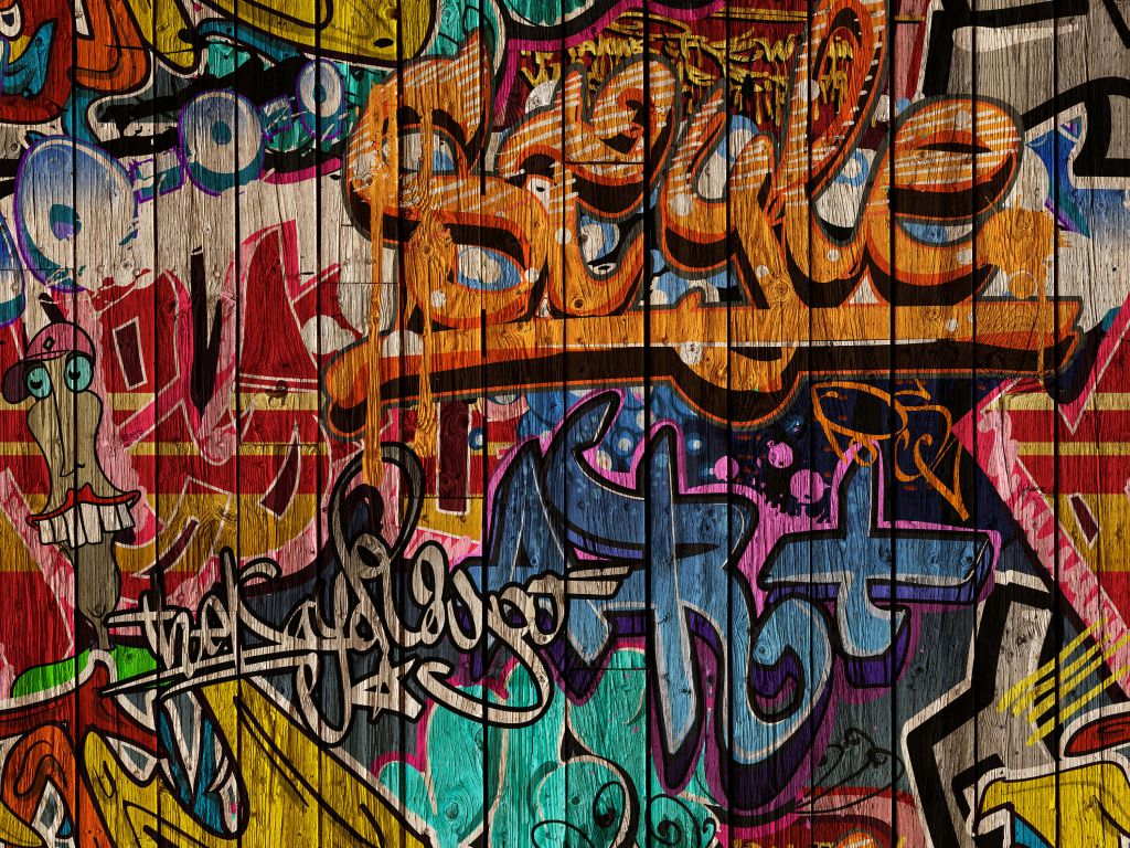 Graffiti med bokstäver på trä