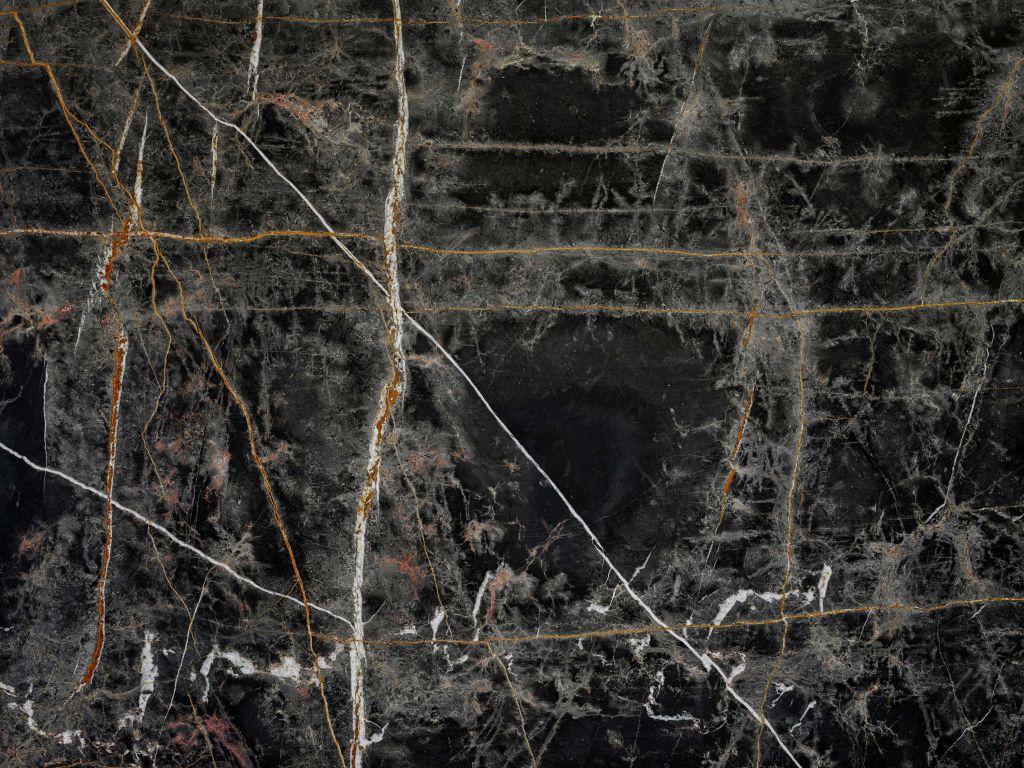 Mörk marmor med kopparfärgade linjer