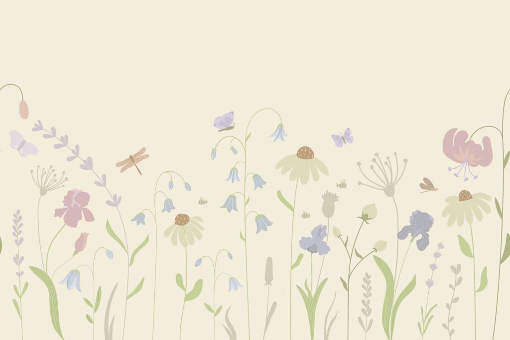 Høj blomstermark med sommerfugle sand, gammelrosa, grøn og lilla