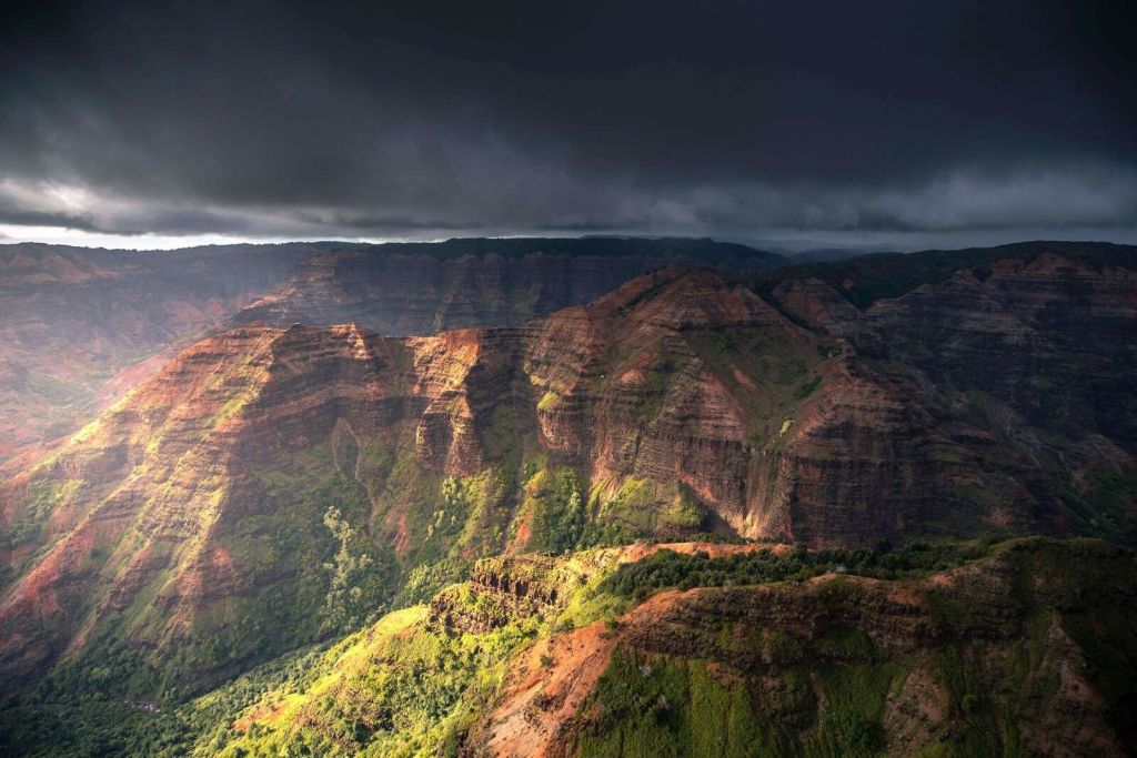 Dramatisk sollys over Canyon