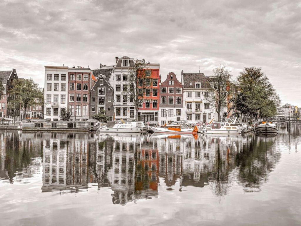 Amsterdam rækkehuse ved kanalen