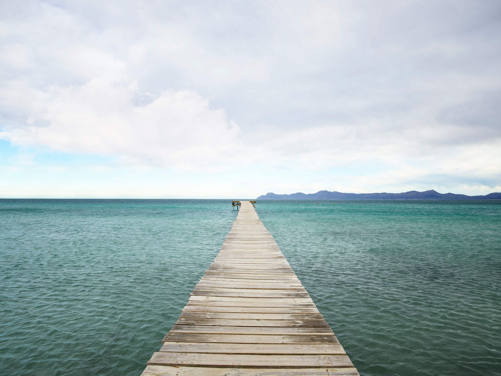 Lång byggnadsställning