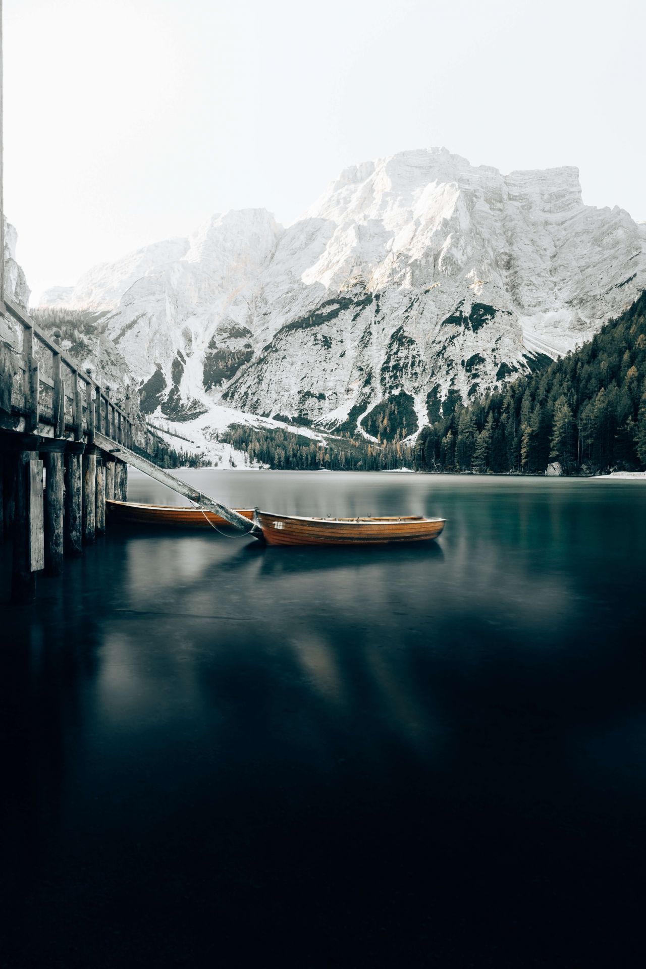 En frossen Lago di Braises
