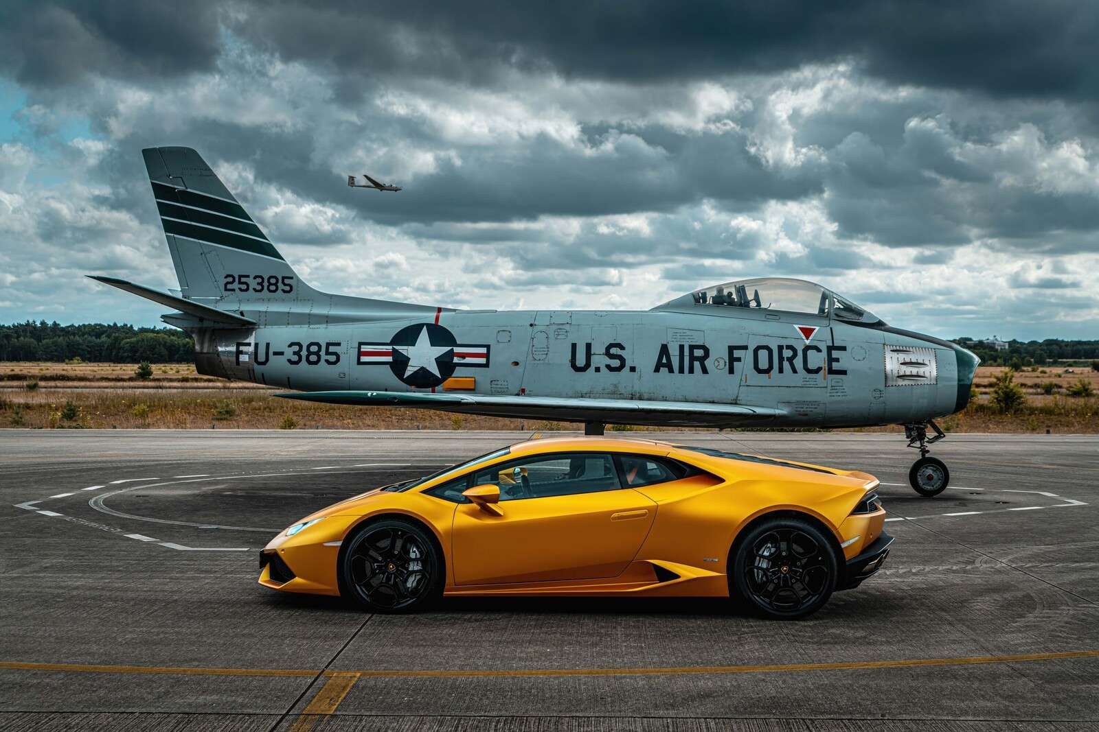 Hastighed på asfalt og luft