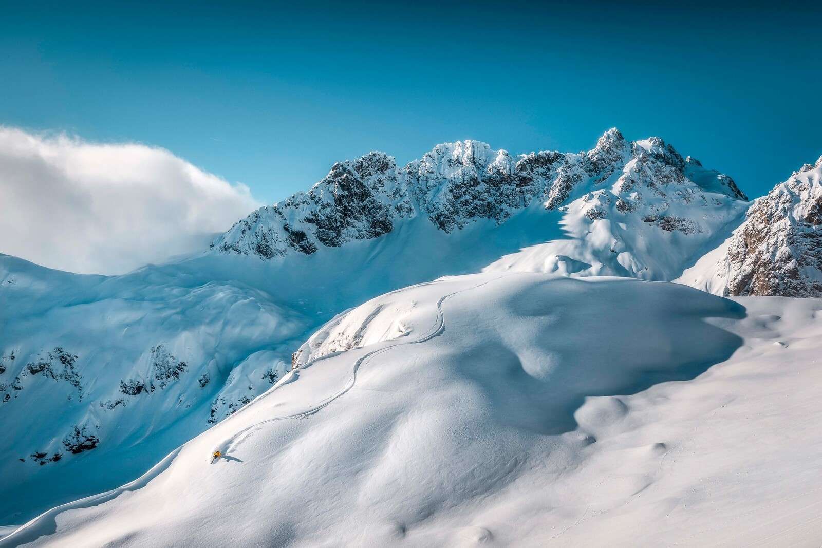 Kände sluttning i alpin tystnad
