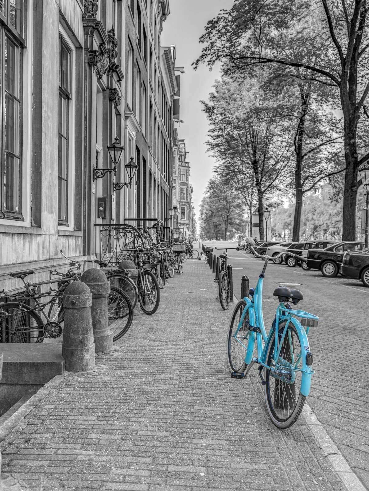 Cykel parkeret på fortovet, Amsterdam