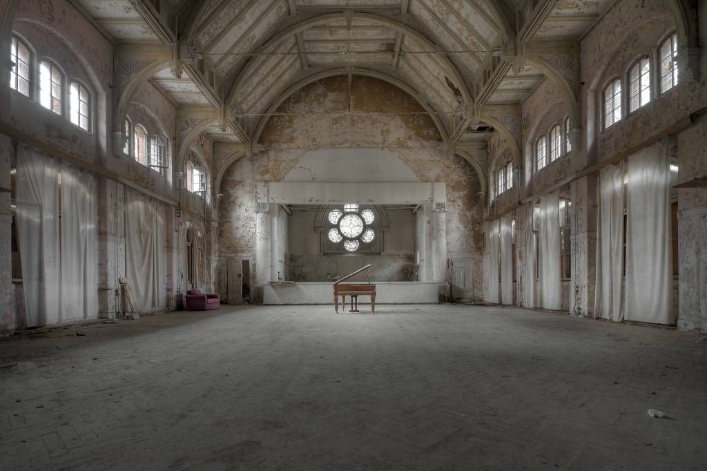 Rom i gammelt sanatorium